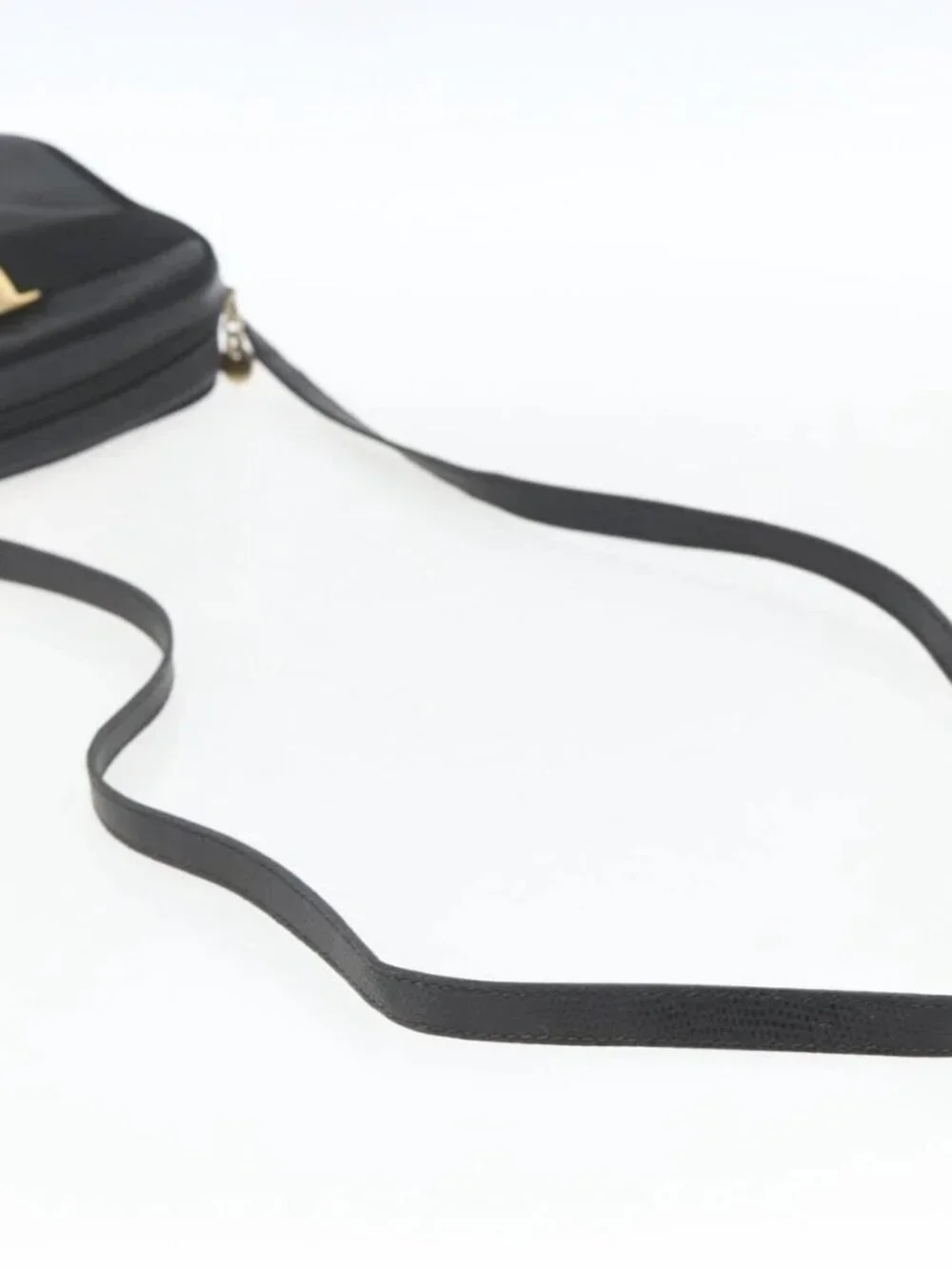 Salvatore Ferragamo Shoulder Bag Leather Black Gold Auth ka1281